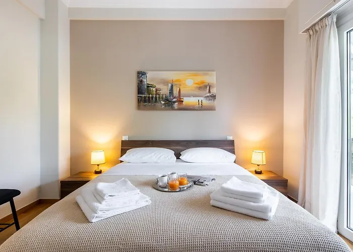 Renovated Near Acropolis